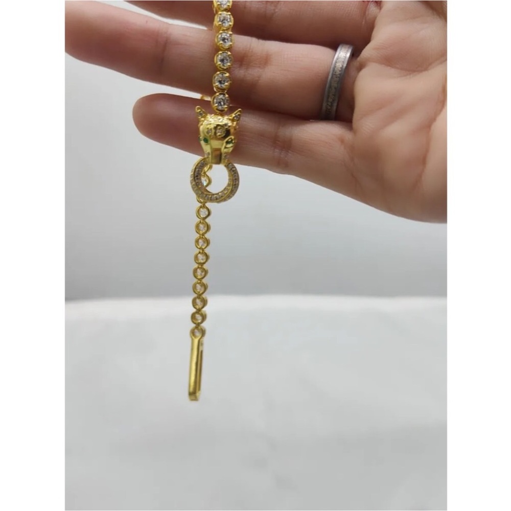 Unbelievably Gorgeous, PANTHER head 14 karat gold Overlay Platinum bracelet - Picture 7 of 9